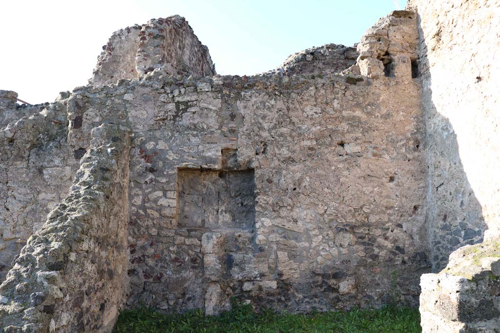 VIII.4.21 Pompeii. December 2018. Niche, recess or cupboard in west wall of rear room. Photo courtesy of Aude Durand.