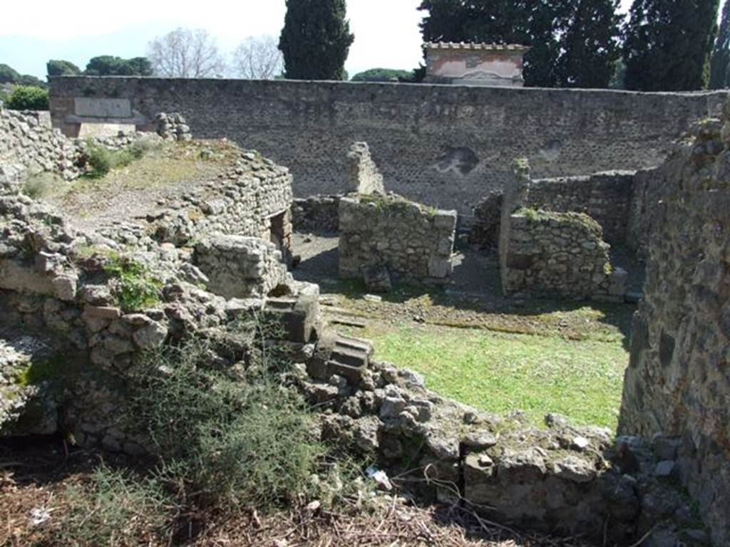 VIII.4.30 Pompeii. March 2009. Looking south to lower level, from VIII.4.15. 