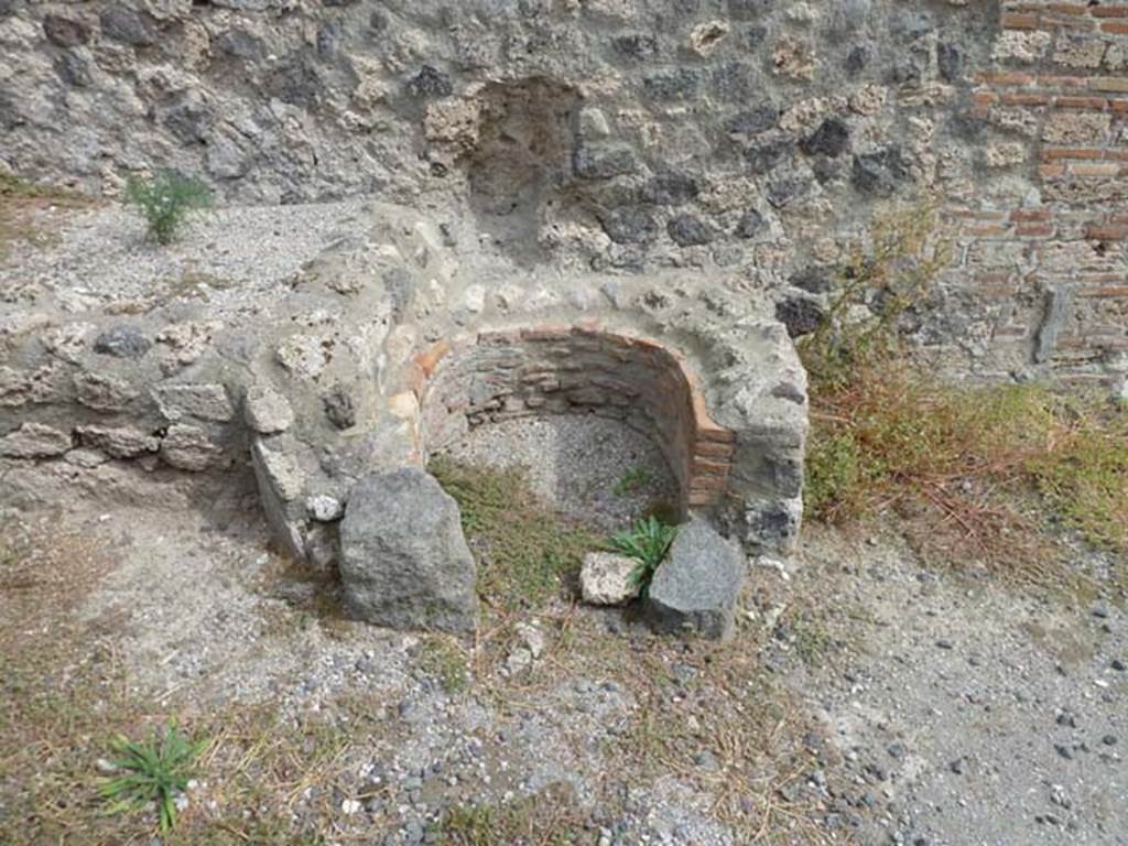 VIII.4.35 Pompeii, September 2015. Site of boiler.