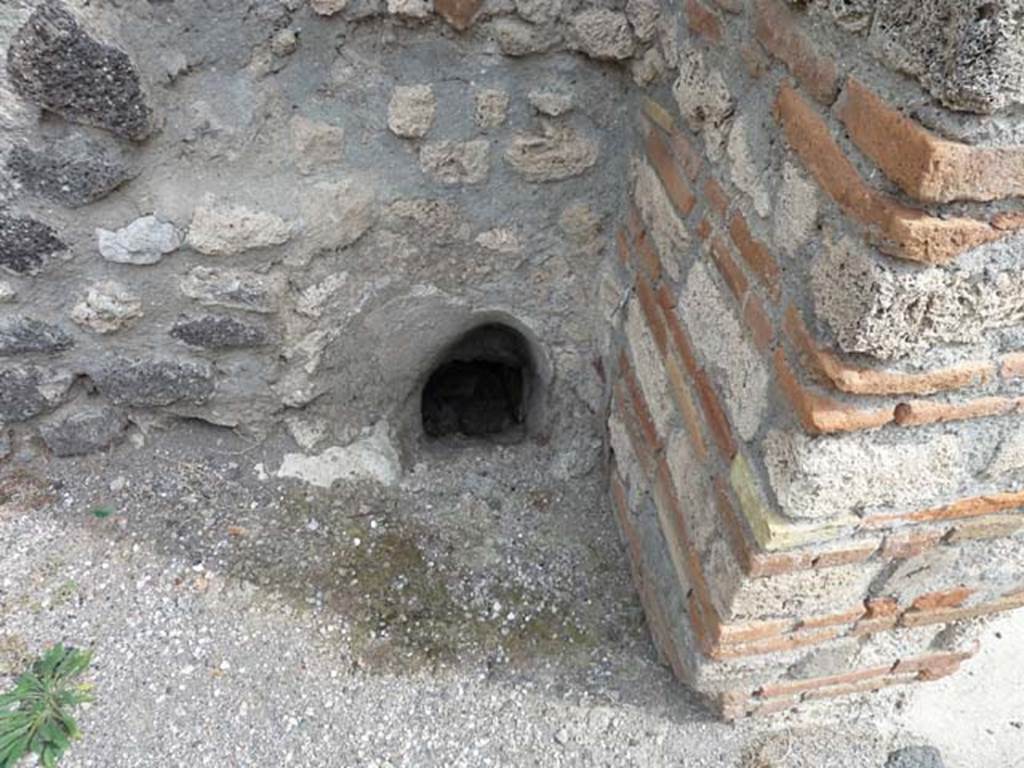 VIII.4.36 Pompeii, September 2015. South-east corner of shop-room, remains of latrine? 
According to Eschebach, the latrine would have been on the right near the entrance.
See Eschebach, L., 1993. Gebudeverzeichnis und Stadtplan der antiken Stadt Pompeji. Kln: Bhlau. (p.376).

