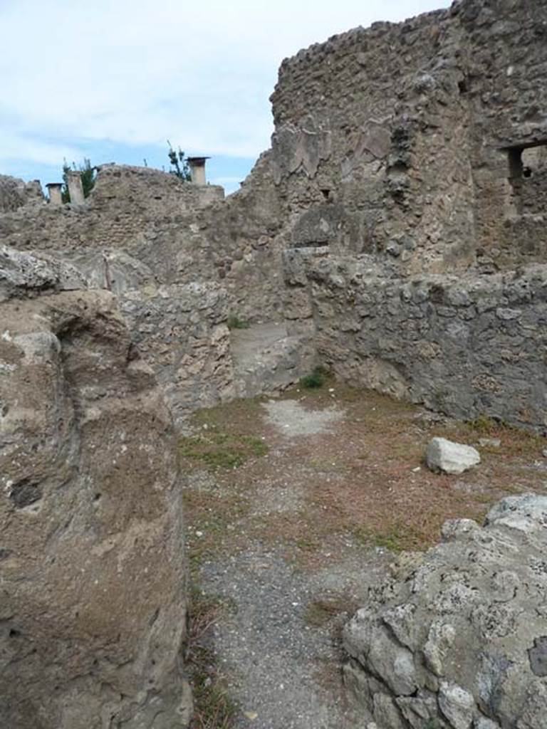 VIII.4.42 Pompeii. September 2015. Room in north-east corner, perhaps a storeroom.