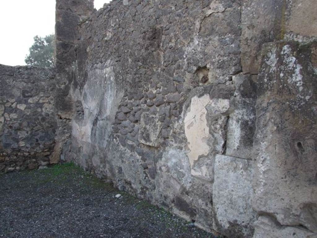 VIII.5.3 Pompeii. December 2007. West wall of shop.