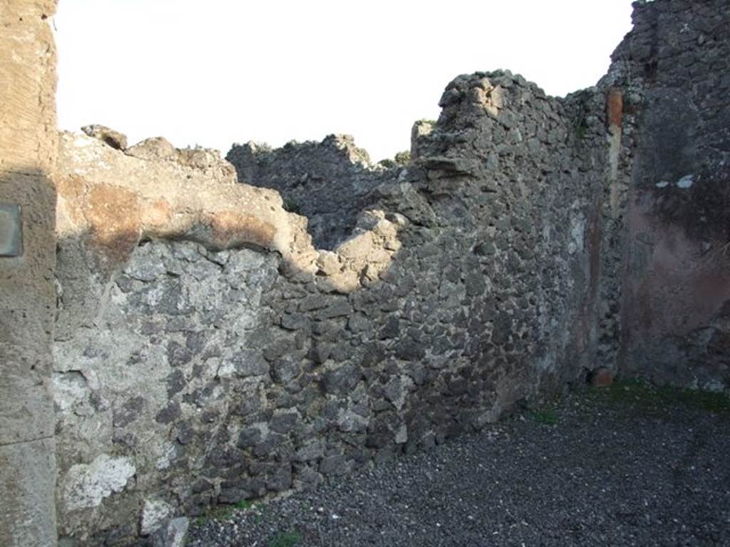 VIII.5.4 Pompeii.  Shop.  December 2007.  East wall.