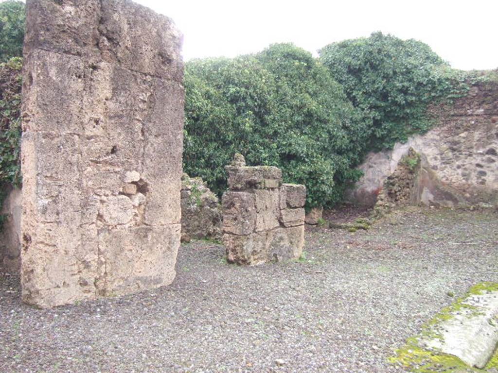 VIII.5.5 Pompeii. December 2005. Rooms on east side of atrium.