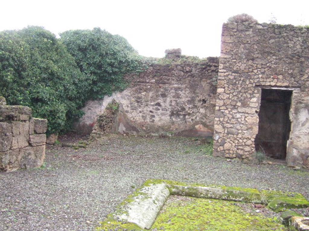 VIII.5.5 Pompeii. December 2005. South-east corner of atrium.