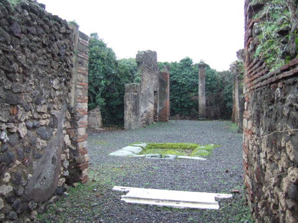 VIII.5.9 Pompeii.  December 2005. Atrium, looking south east across impluvium.