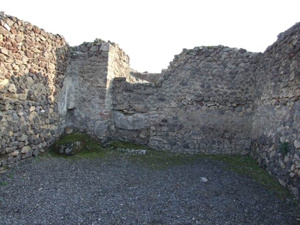 VIII.5.10 Pompeii.  Shop.  December 2007.  South wall, with blocked door to atrium of VIII.5.9.