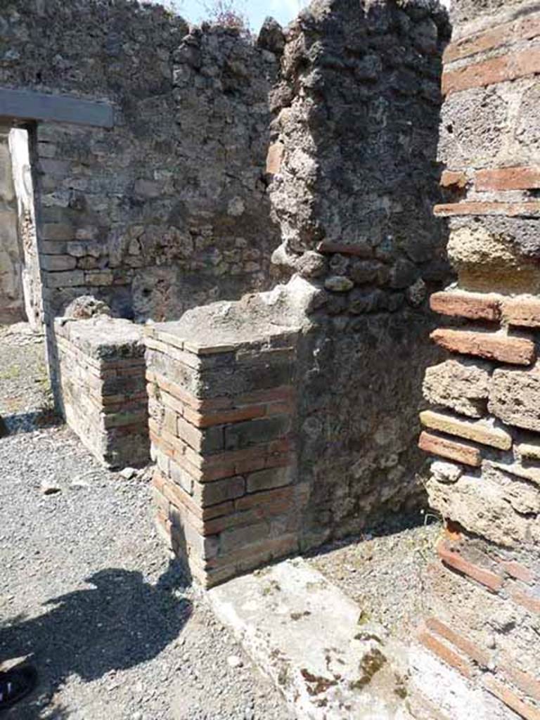 VIII.5.24 Pompeii. May 2010. Doorway to room 9, stairs to upper floor.