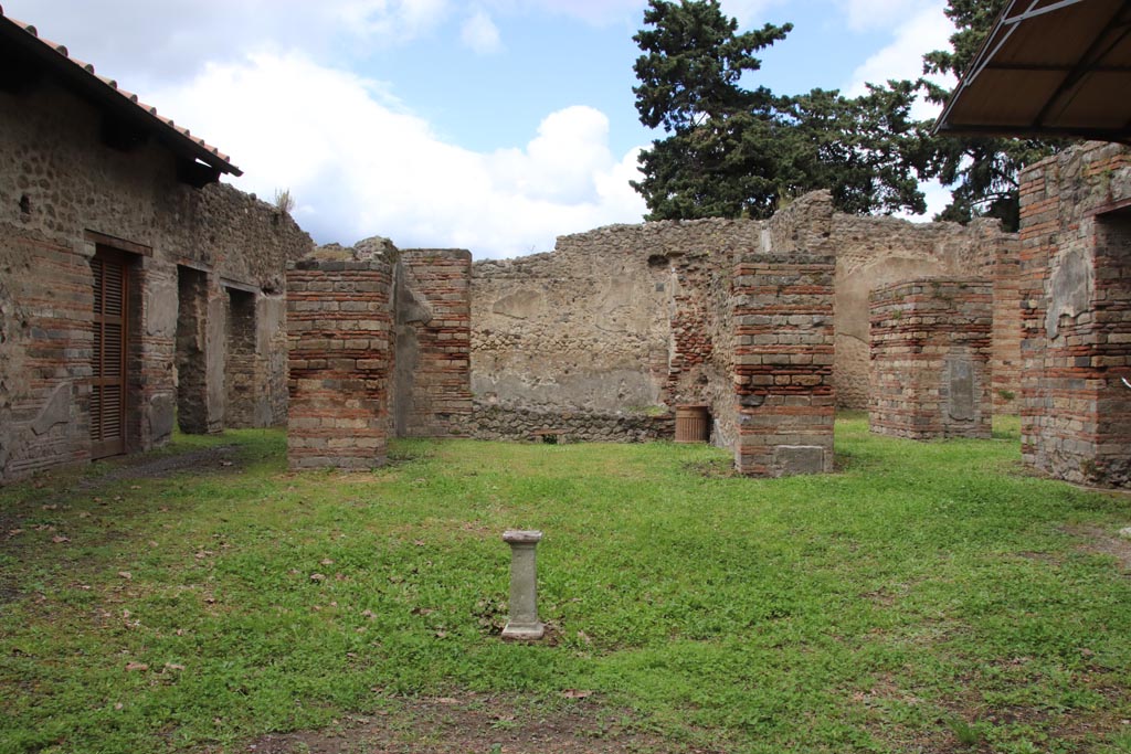 VIII.5.37 Pompeii. May 2024. Room 1, atrium, looking north across site of impluvium. Photo courtesy of Klaus Heese.