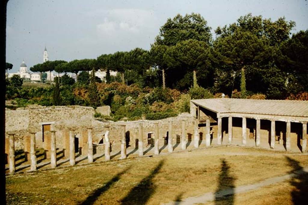 VIII.7.16 Pompeii. 1957. Looking towards south-east side. Photo by Stanley A. Jashemski.
Source: The Wilhelmina and Stanley A. Jashemski archive in the University of Maryland Library, Special Collections (See collection page) and made available under the Creative Commons Attribution-Non Commercial License v.4. See Licence and use details.
J57f0419
