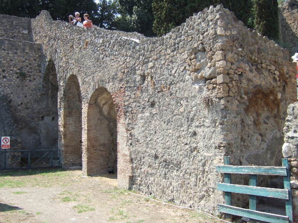 VIII.7.16 Pompeii.  September 2005. North West corner.