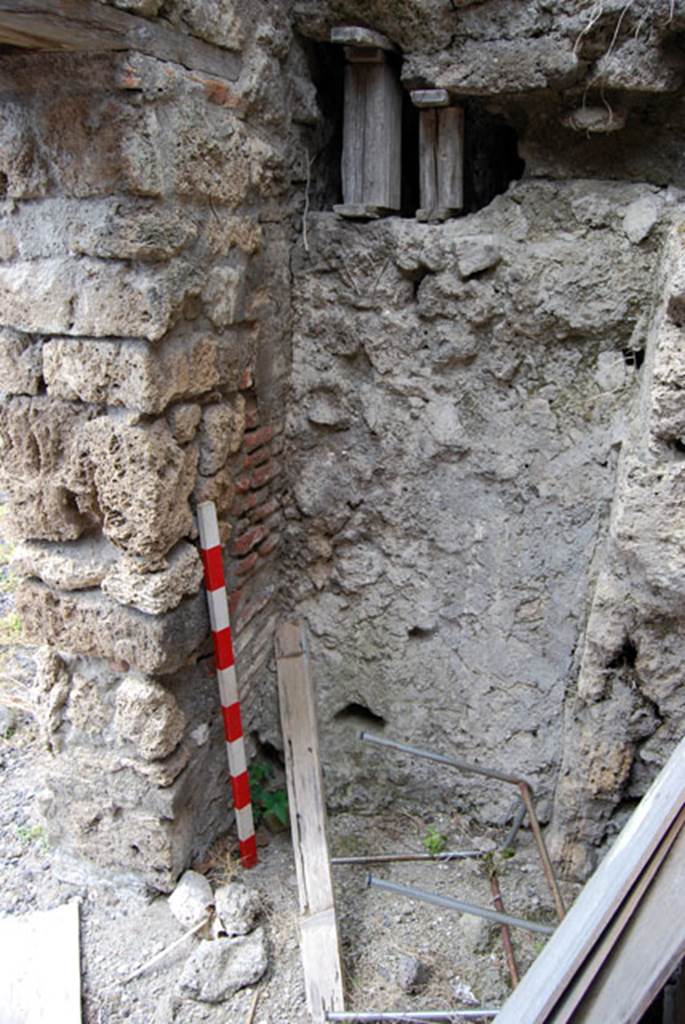 VIII.7.23 Pompeii. June 2009. South-west corner of small room. Photo courtesy of Sera Baker.