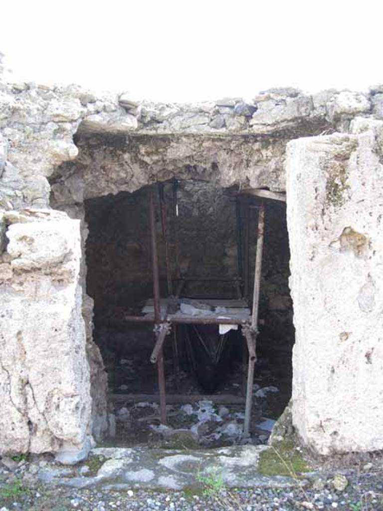 VIII.7.24 Pompeii. September 2010. Looking south into room on south side of atrium. Photo courtesy of Drew Baker.
