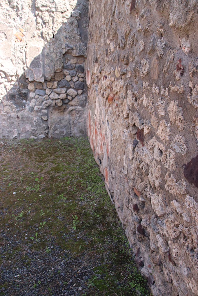 IX.1.1 Pompeii. October 2022. 
Looking east along south wall of rear room from doorway. Photo courtesy of Klaus Heese.
