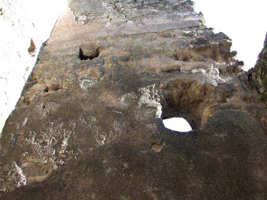 IX.1.4 Pompeii. March 2009. Upper south wall of rear room.