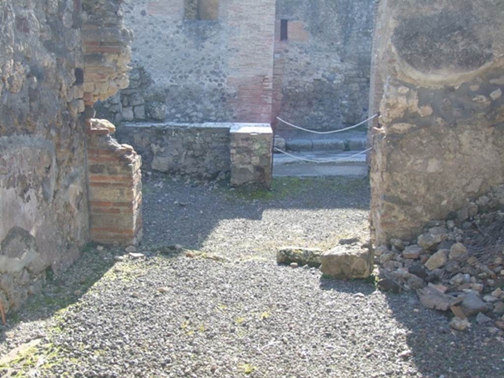 IX.1.6 Pompeii. March 2009. Looking west to front entrance and Via Stabiana from rear room.
