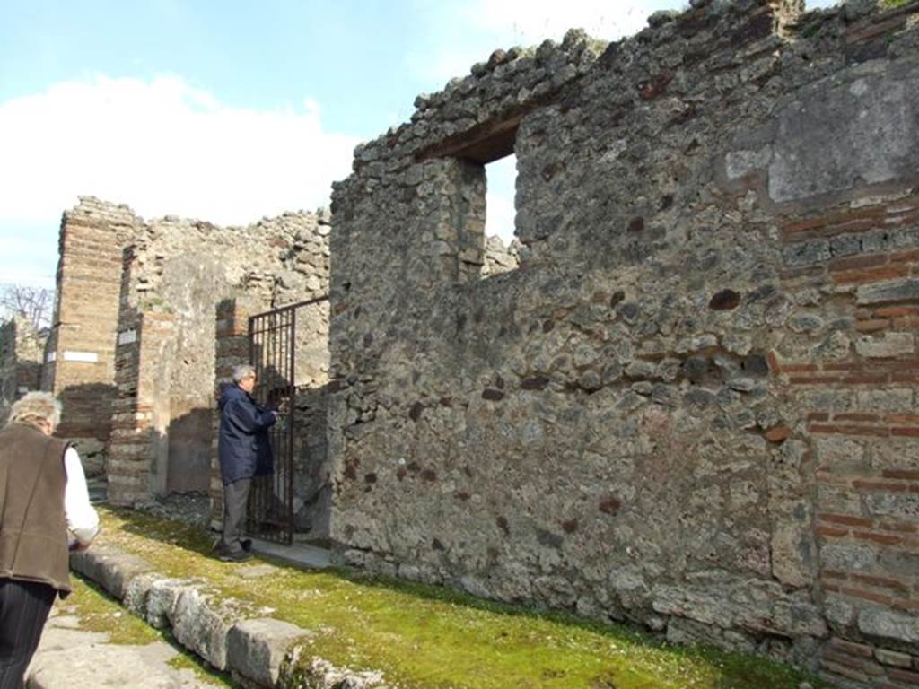 IX.2.21 Pompeii. March 2009. Entrance.