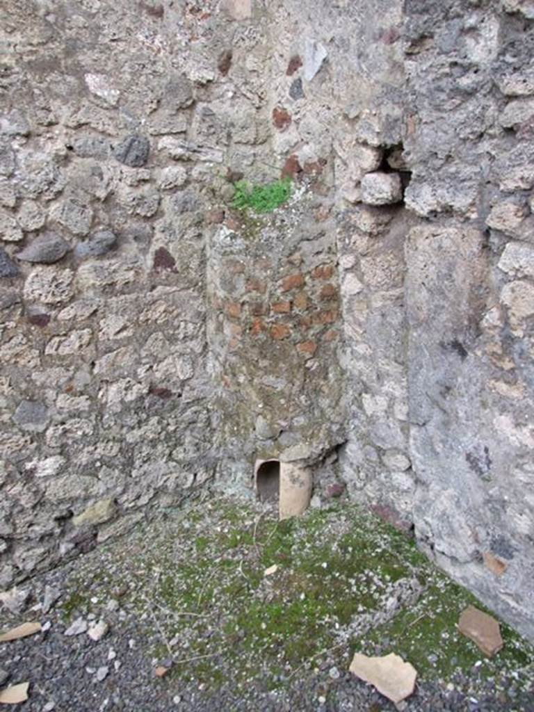 IX.2.23 Pompeii.  March 2009.  Latrine, which was under the downpipe in the south east corner.