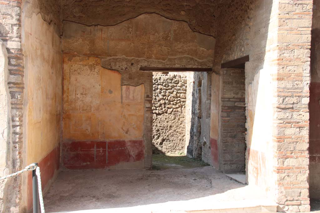 IX.3.5 Pompeii. September 2017. Room 6, looking north into ala. Photo courtesy of Klaus Heese.