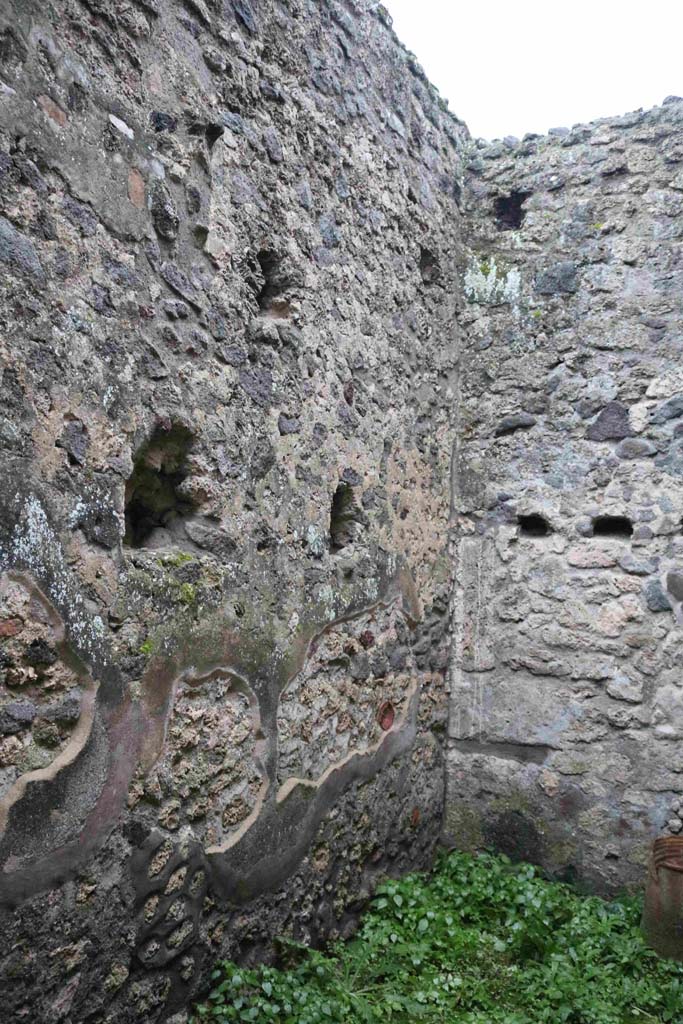 IX.3.13 Pompeii. December 2018. 
Kitchen, looking towards south wall and south-west corner. Photo courtesy of Aude Durand.
