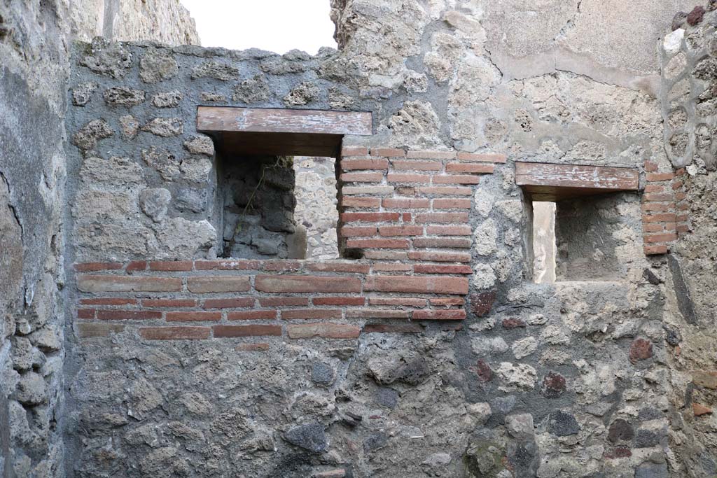 IX.3.17 Pompeii. December 2018. Looking towards north wall. Photo courtesy of Aude Durand.