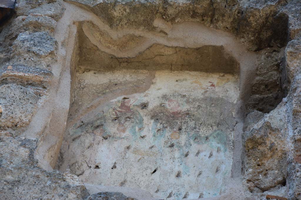 IX.5.2 Pompeii. May 2017. Room q, detail of rectangular niche from upper floor.
Foto Christian Beck, ERC Grant 681269 DCOR.
