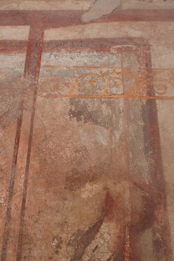 IX.5.2 Pompeii. May 2019. 
Room ‘c’, detail from south wall on west side of central wall painting.
Foto Christian Beck, ERC Grant 681269 DÉCOR.
