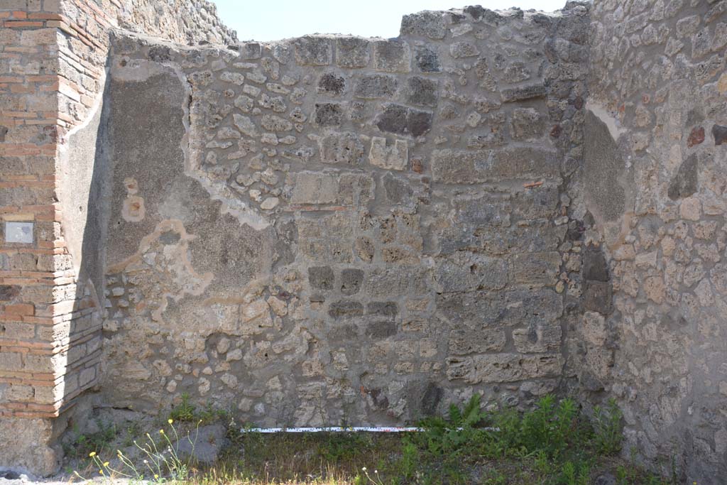 IX.5.3 Pompeii. May 2017. Looking towards east wall.
Foto Christian Beck, ERC Grant 681269 DÉCOR.
