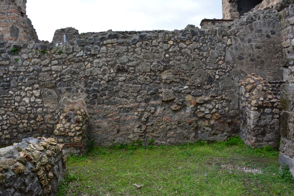 IX.5.4 Pompeii. March 2017. Rooms g, looking towards west wall. 
Foto Christian Beck, ERC Grant 681269 DÉCOR.
