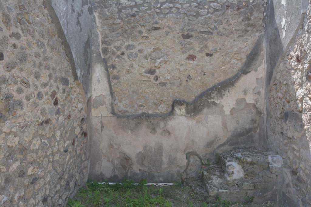 IX.5.5 Pompeii. May 2017. Looking towards south wall.
Foto Christian Beck, ERC Grant 681269 DÉCOR.

