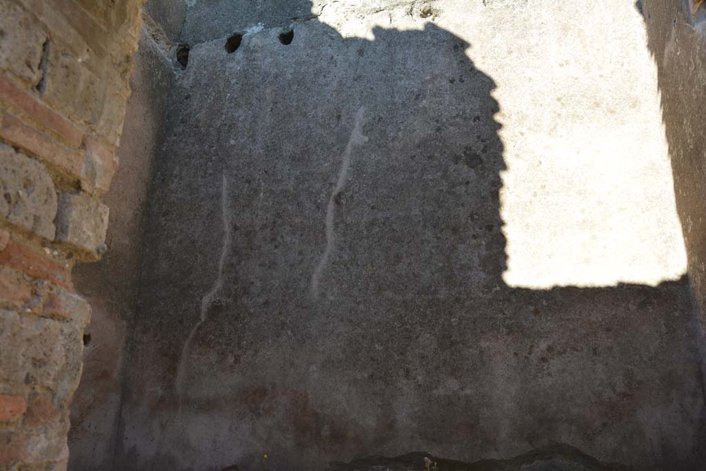 IX.5.6 Pompeii. May 2017. Room p, looking towards upper east wall from entrance doorway.
Foto Christian Beck, ERC Grant 681269 DCOR.

