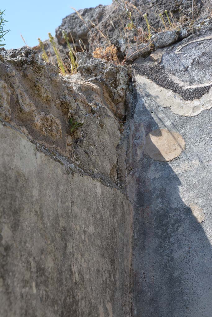 IX.5.6 Pompeii. May 2017. Room r, upper south-west corner.
Foto Christian Beck, ERC Grant 681269 DCOR.
