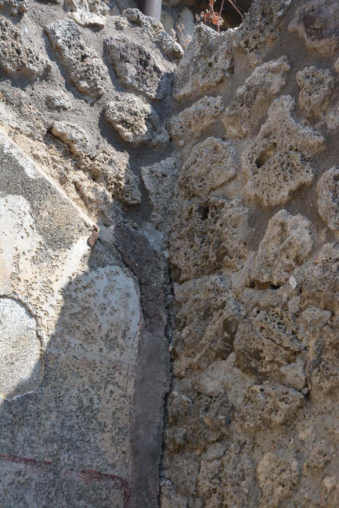 IX.5.6 Pompeii. May 2017. Room r, upper north-east corner.
Foto Christian Beck, ERC Grant 681269 DCOR.

