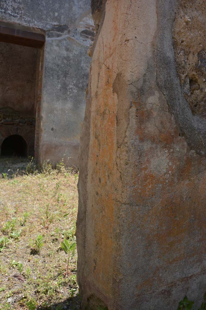 IX.5.6 Pompeii. May 2017. Room s, south side of doorway.
Foto Christian Beck, ERC Grant 681269 DCOR.

