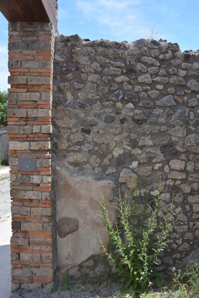 IX.5.7 Pompeii. May 2017. Looking towards east wall in north-east corner.
Foto Christian Beck, ERC Grant 681269 DCOR.
