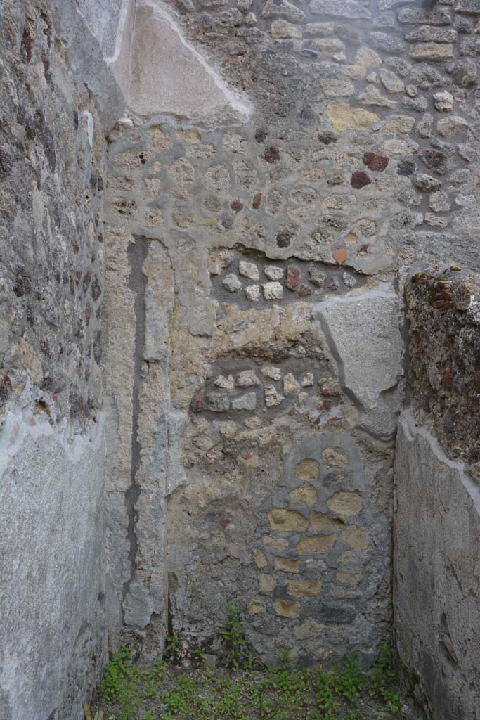 IX.5.8 Pompeii. May 2017. South wall.
Foto Christian Beck, ERC Grant 681269 DCOR.

