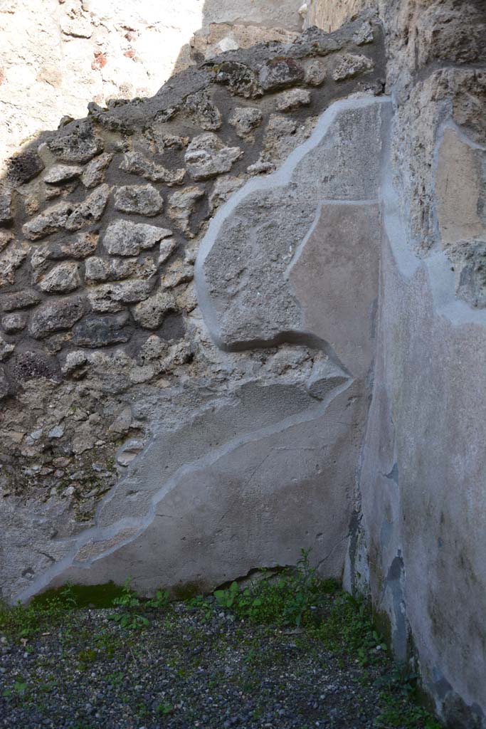 IX.5.8, Pompeii. March 2017. East wall in south-east corner of rear room. 
Foto Christian Beck, ERC Grant 681269 DCOR.
