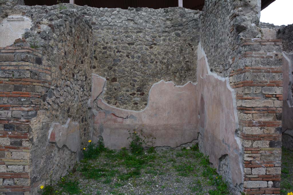 IX.5.9 Pompeii. March 2017. Room g, looking east from atrium b.
Foto Christian Beck, ERC Grant 681269 DCOR.
