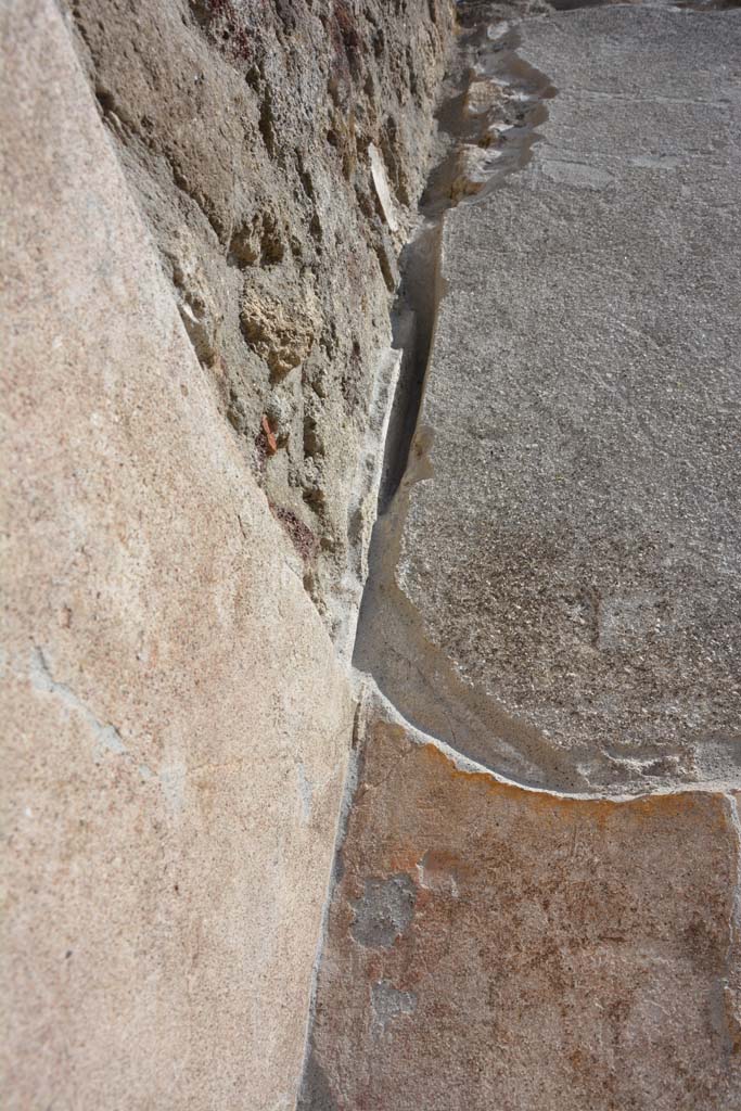 IX.5.9 Pompeii. May 2017. Room i, upper south-east corner.
Foto Christian Beck, ERC Grant 681269 DCOR.
