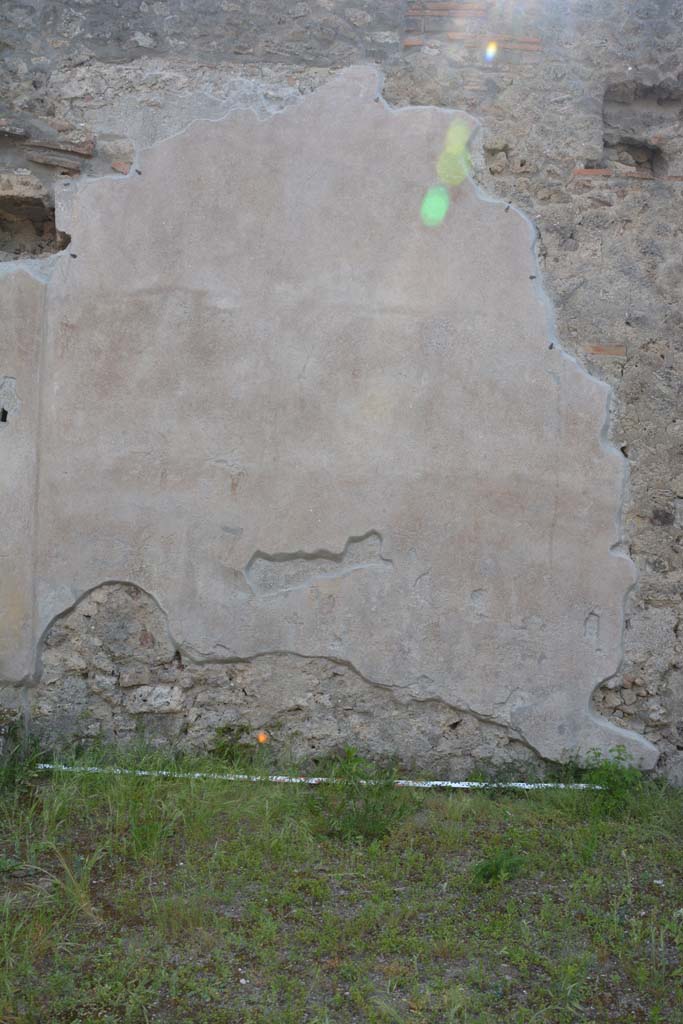 IX.5.9 Pompeii. May 2017. Room i, west wall of peristyle in south-west corner.
Foto Christian Beck, ERC Grant 681269 DCOR.
