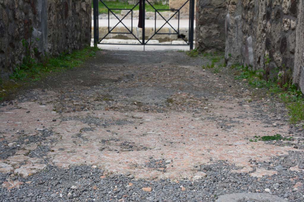 IX.5.9 Pompeii. March 2017. Room “a”, looking north across flooring.
Foto Christian Beck, ERC Grant 681269 DÉCOR.

