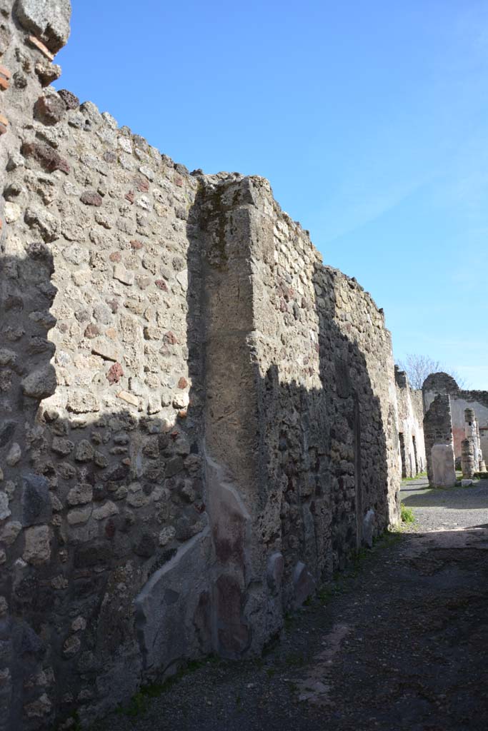 IX.5.9 Pompeii. March 2017. Room “a”, looking south to upper east wall.
Foto Christian Beck, ERC Grant 681269 DÉCOR.


