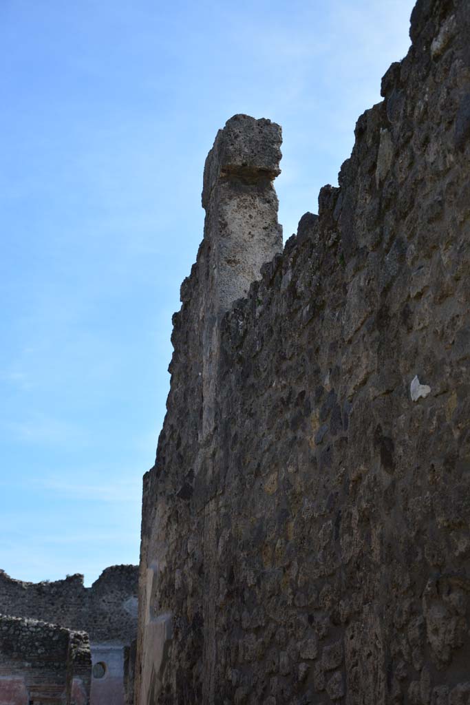 IX.5.9 Pompeii. March 2017. Room “a”, looking south along upper west wall.
Foto Christian Beck, ERC Grant 681269 DÉCOR.
