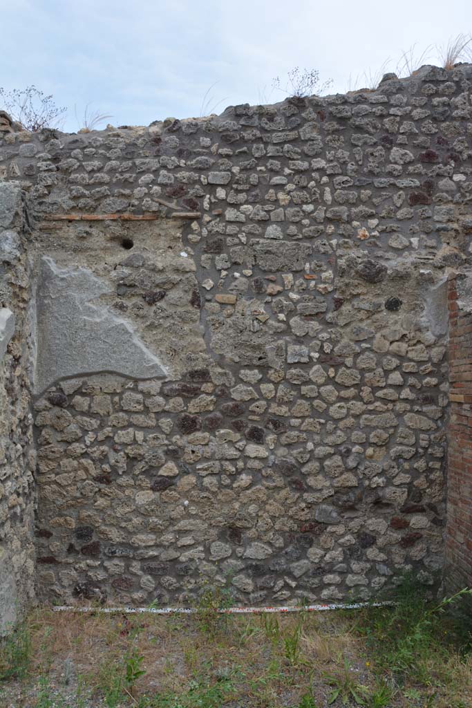 IX.5.10 Pompeii. May 2017. Looking towards east wall.
Foto Christian Beck, ERC Grant 681269 DCOR.
