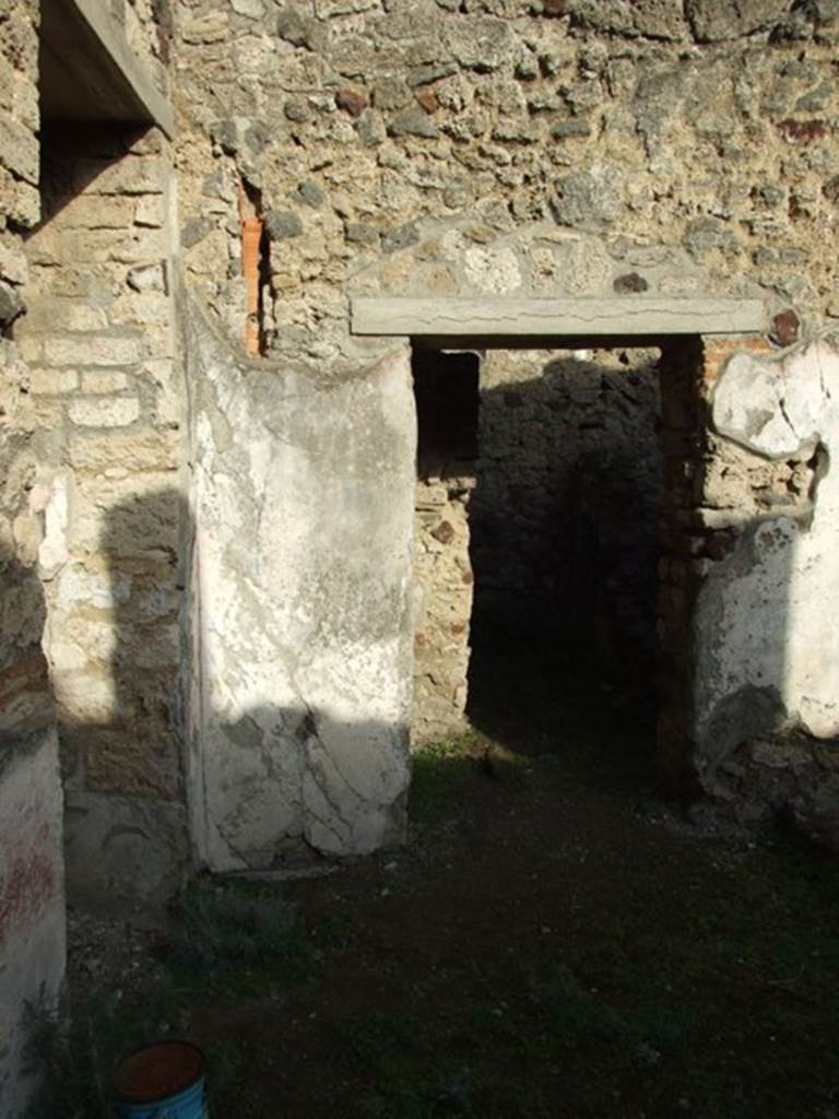 IX.5.11 Pompeii. December 2007. Looking east into room 12.