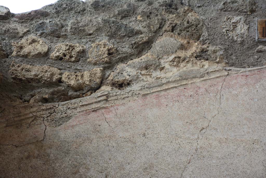 IX.5.11 Pompeii. March 2017. Room i, detail of upper south wall at east side of window. 
Foto Christian Beck, ERC Grant 681269 DCOR.

