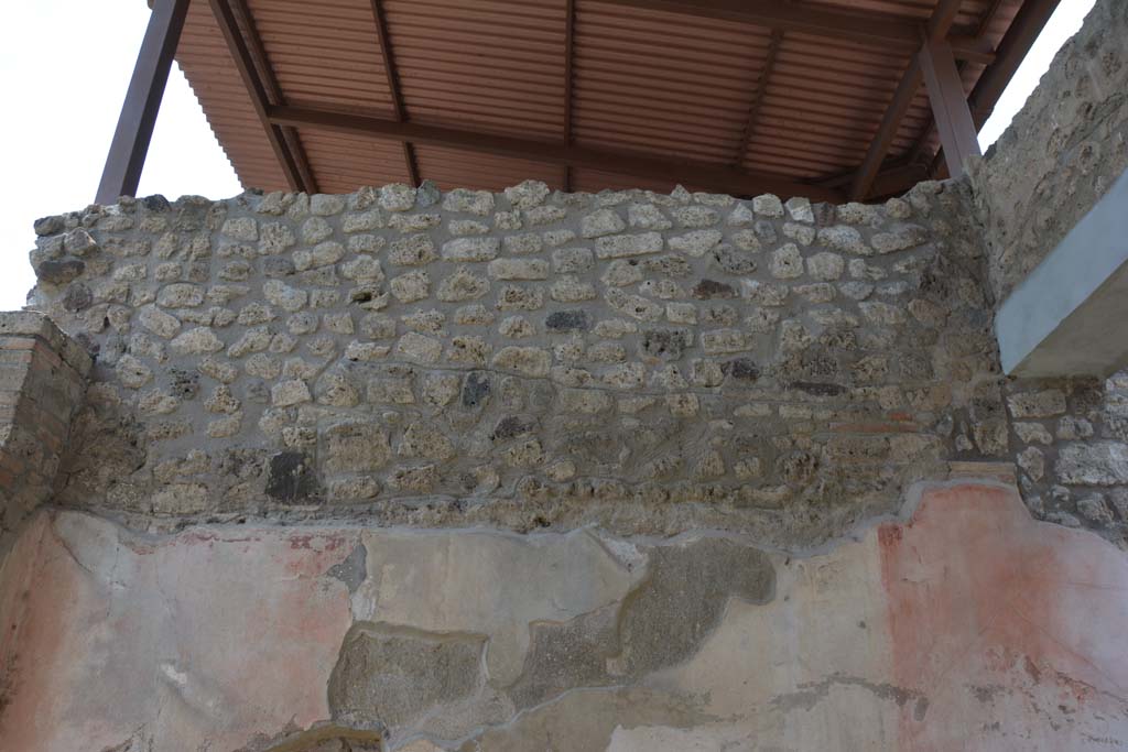 IX.5.11 Pompeii. March 2017. Room l (L), upper west wall at north end.
Foto Christian Beck, ERC Grant 681269 DÉCOR.
