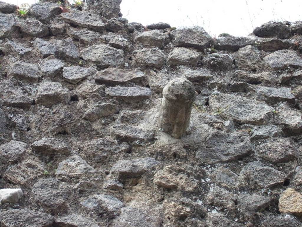 IX.5.13 Pompeii. May 2006. Phallus above door.