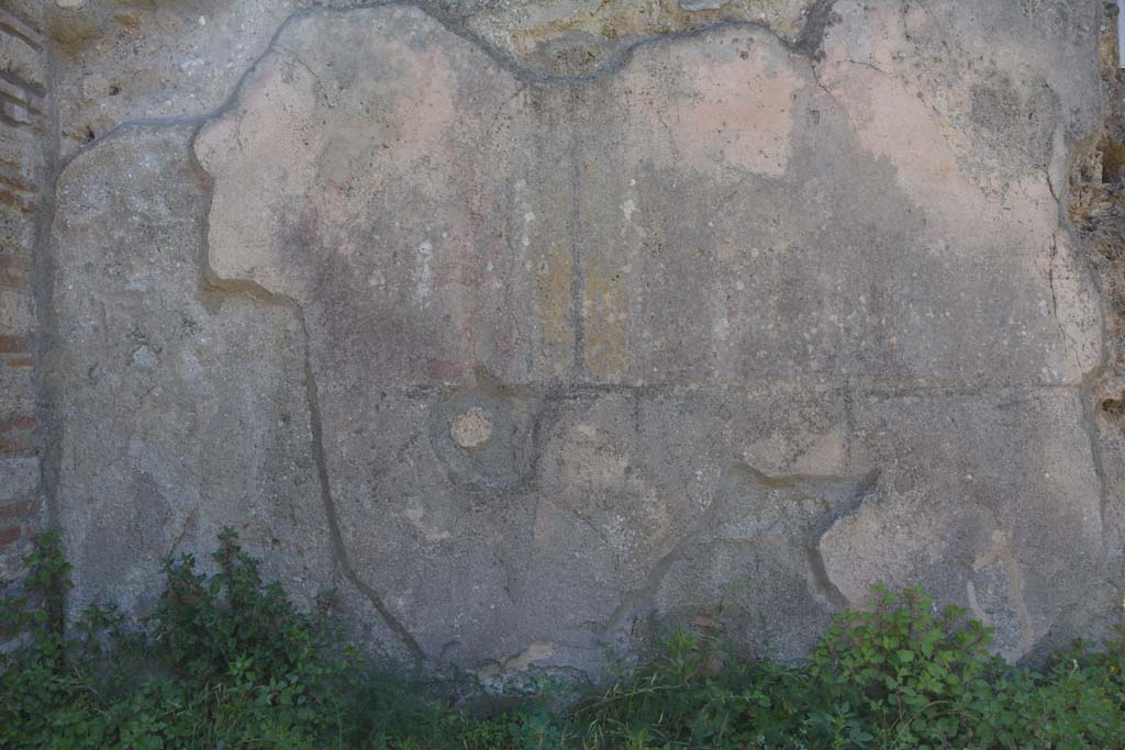 IX.5.14 Pompeii. May 2017. Peristyle k, detail from south wall showing remaining painted decoration.
Foto Christian Beck, ERC Grant 681269 DCOR.
