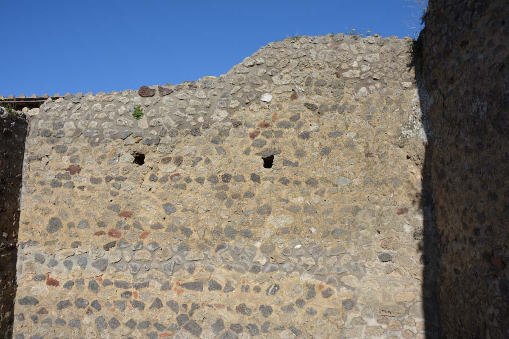 IX.5.14 Pompeii. May 2017. Room m, upper east wall.
Foto Christian Beck, ERC Grant 681269 DCOR.
